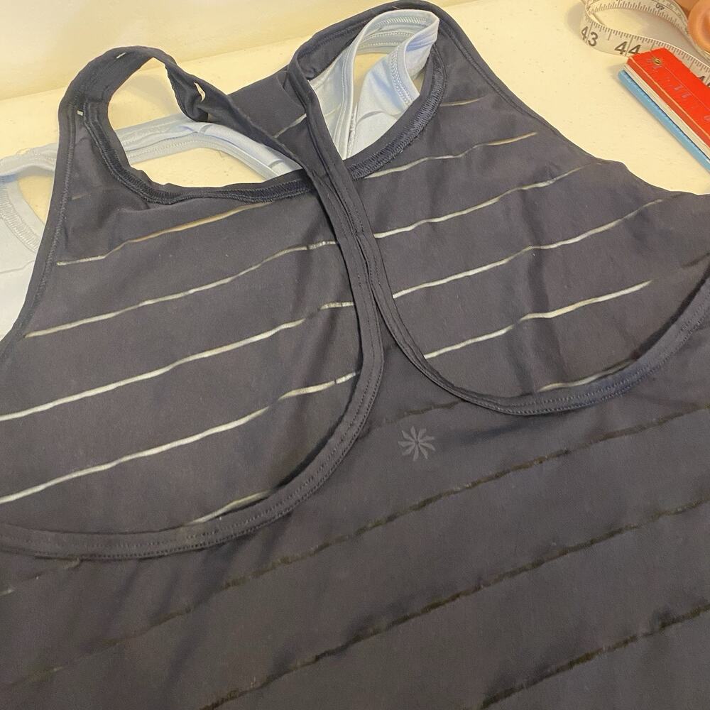 Women's XL Athleta Sleeveless Tank Tops Running Activewear Workout Gym Lot Of 3 - Picture 10 of 11